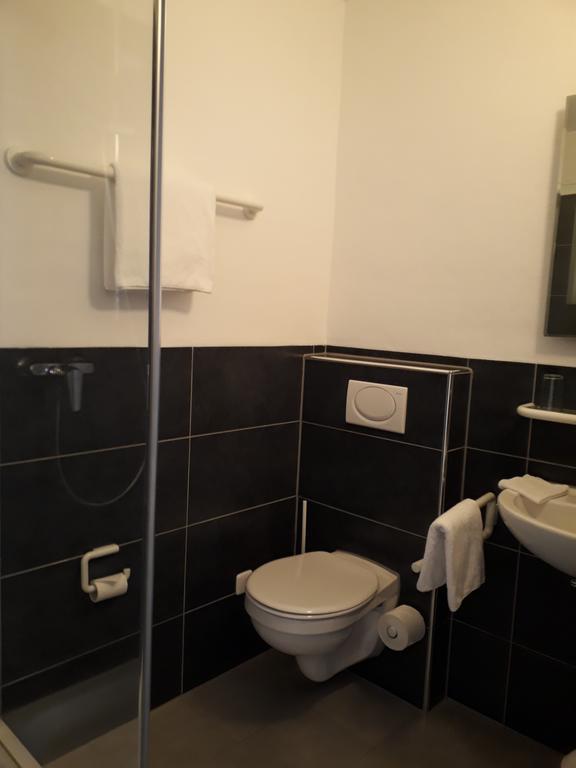Pension Am Weinberg Bed & Breakfast Mainstockheim ภายนอก รูปภาพ