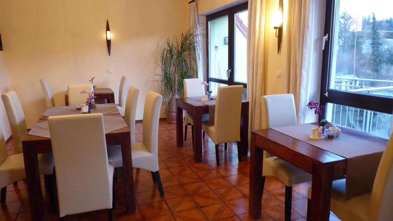 Pension Am Weinberg Bed & Breakfast Mainstockheim ภายนอก รูปภาพ